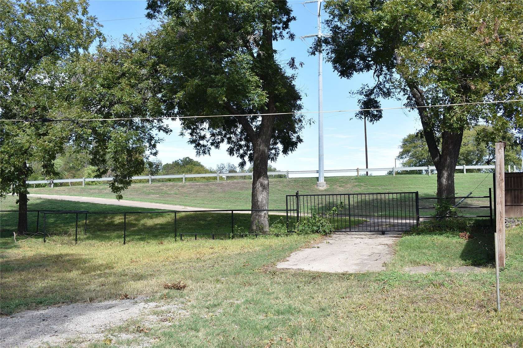 3.47 Acres of Land for Sale in Dallas, Texas