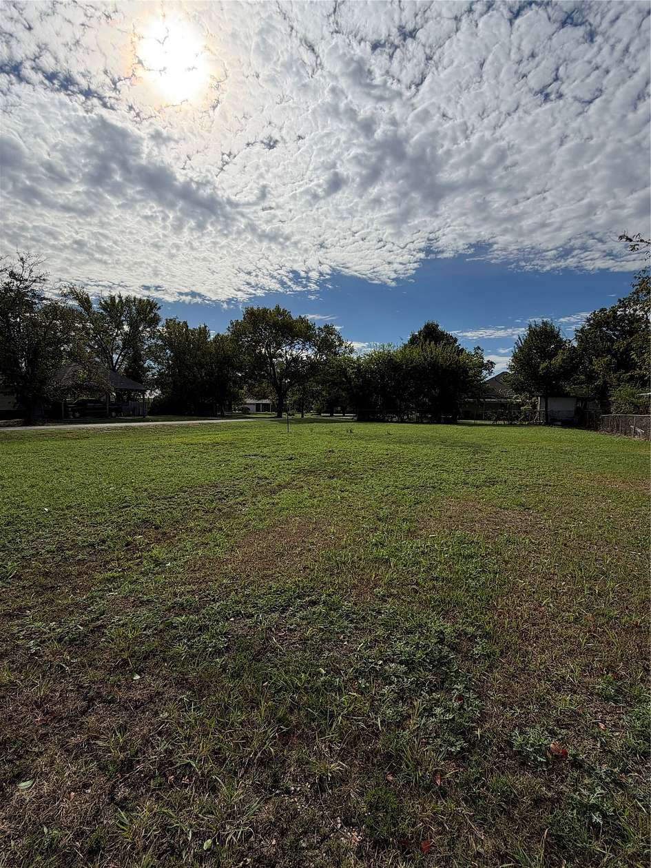0.2 Acres of Residential Land for Sale in Honey Grove, Texas