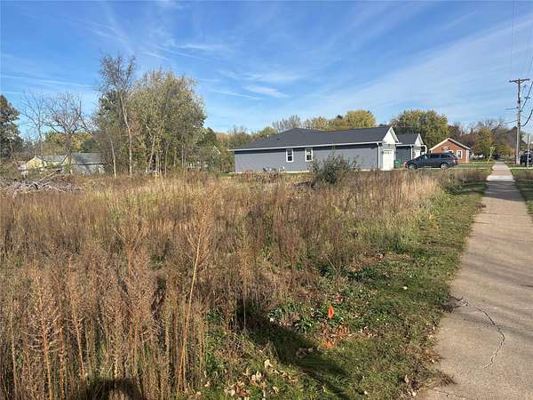 0.25 Acres of Residential Land for Sale in Eau Claire, Wisconsin