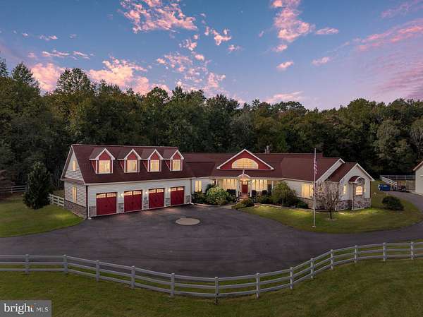 20.5 Acres of Land with Home for Sale in Hartly, Delaware