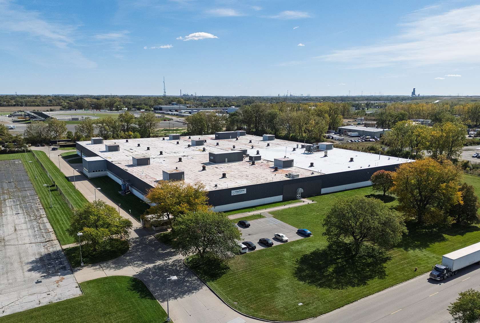 5.17 Acres of Commercial Land for Lease in Toledo, Ohio