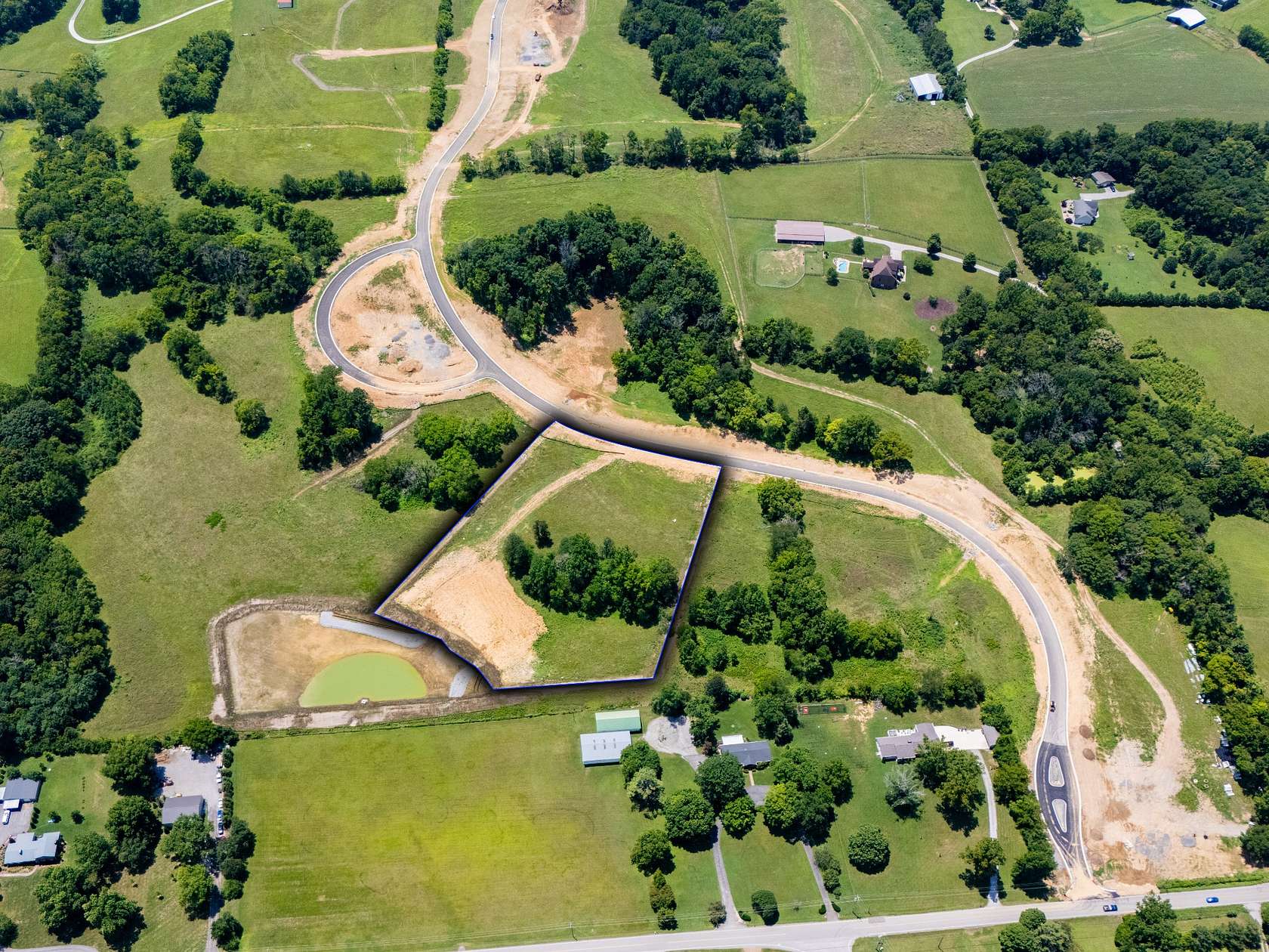5 Acres of Residential Land for Sale in College Grove, Tennessee