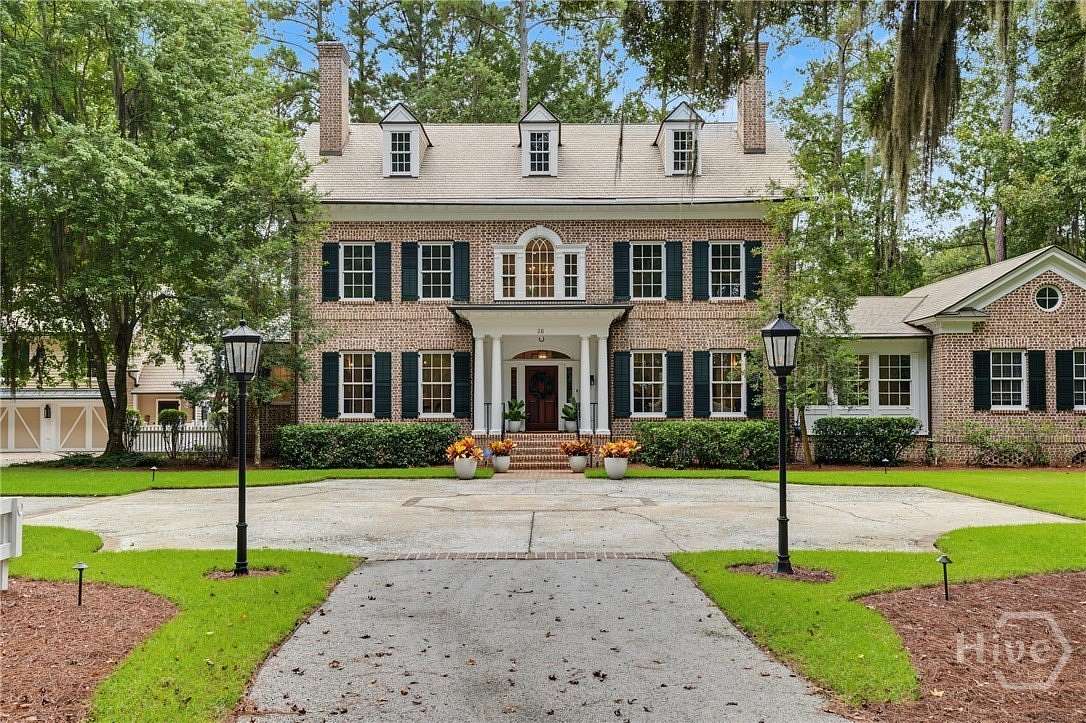 2.85 Acres of Land with Home for Sale in Richmond Hill, Georgia