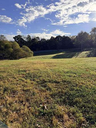 62 Acres of Land with Home for Lease in Crofton, Kentucky