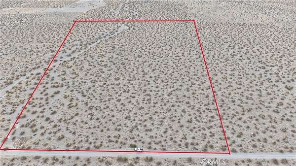 20 Acres of Land for Sale in Phelan, California
