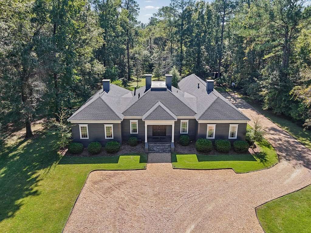 3.58 Acres of Land with Home for Sale in Albany, Georgia