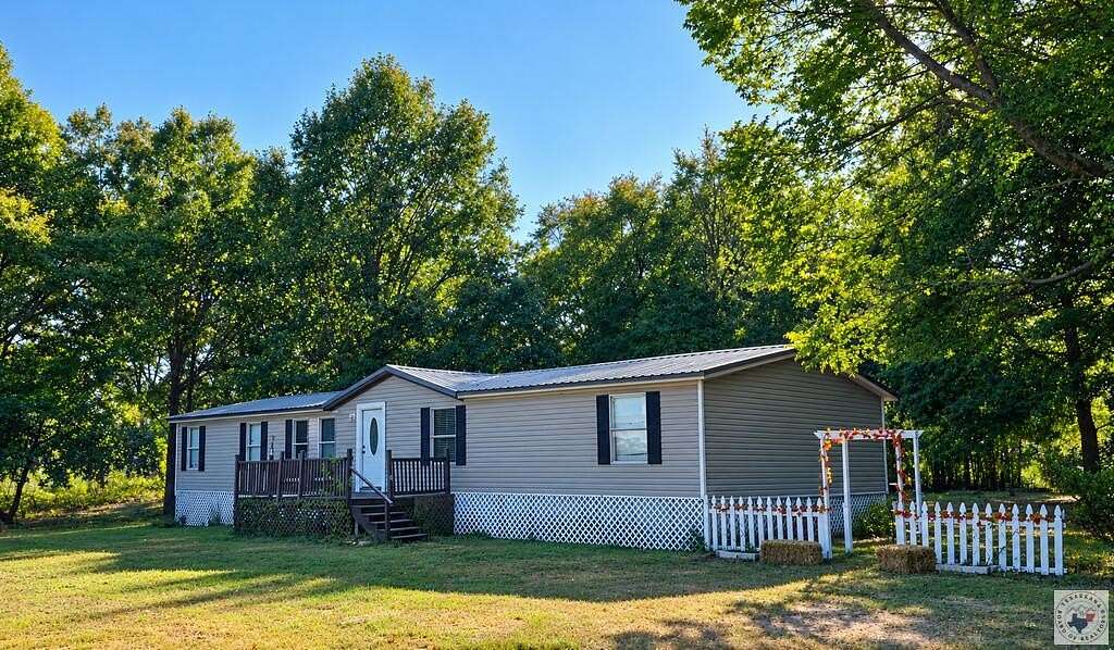 3 Acres of Land with Home for Sale in Fouke, Arkansas