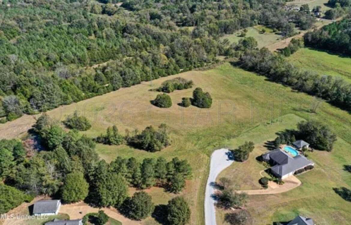 8.6 Acres of Land for Sale in Starkville, Mississippi