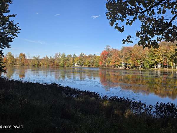 2.39 Acres of Residential Land for Sale in Newfoundland, Pennsylvania