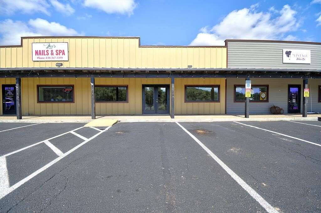 6.64 Acres of Improved Commercial Land for Lease in Ingram, Texas