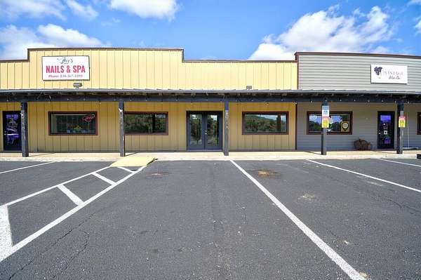 6.64 Acres of Improved Commercial Land for Lease in Ingram, Texas