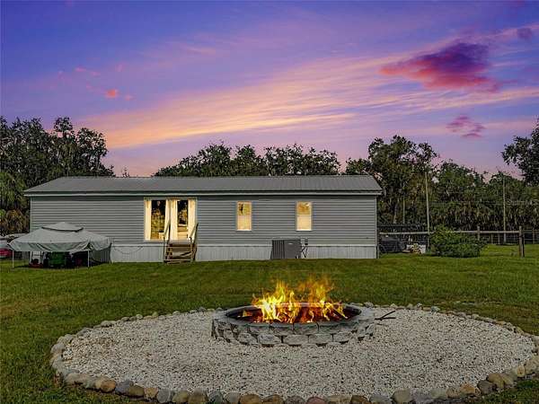 2.47 Acres of Land with Home for Sale in Mulberry, Florida
