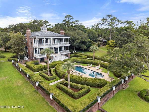 7.8 Acres of Land with Home for Sale in Wilmington, North Carolina