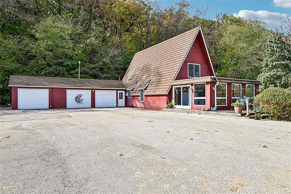 3.27 Acres of Land with Home for Sale in Vinton, Iowa