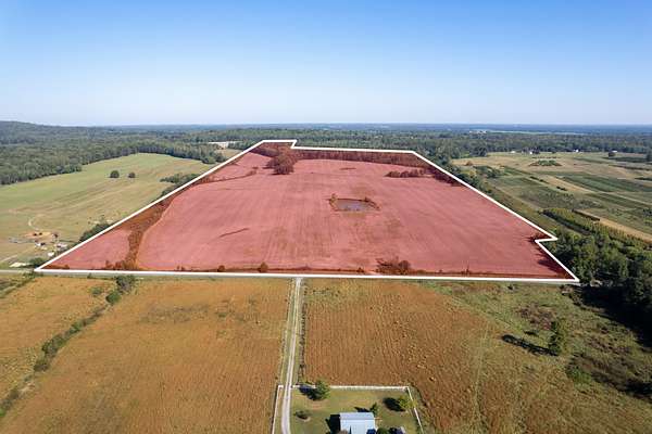 127 Acres of Agricultural Land for Auction in McMinnville, Tennessee