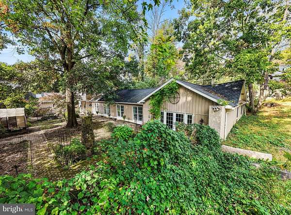 1.9 Acres of Land with Home for Sale in Chadds Ford, Pennsylvania