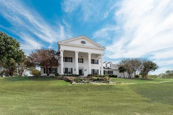 6 Acres of Land with Home for Sale in Ennis, Texas