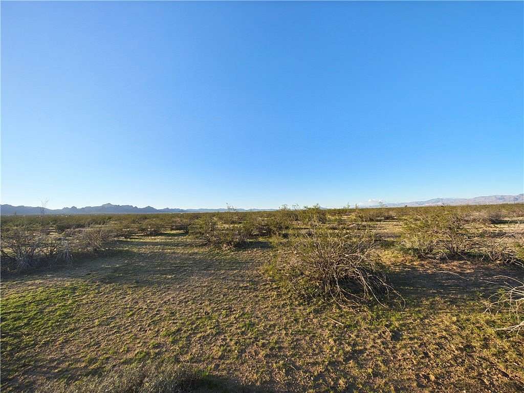 1.14 Acres of Residential Land for Sale in Golden Valley, Arizona