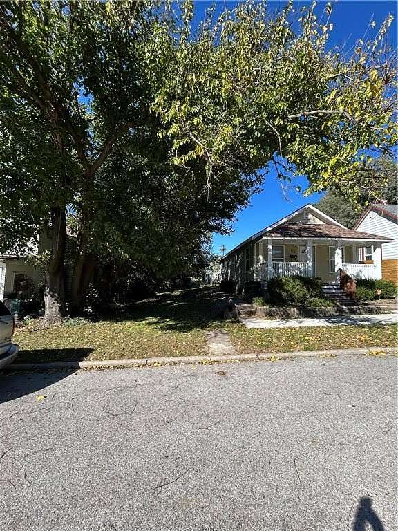 0.08 Acres of Residential Land for Sale in Leavenworth, Kansas