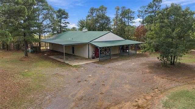 105 Acres of Recreational Land with Home for Sale in Tuskahoma, Oklahoma