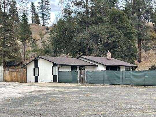 7.12 Acres of Land with Home for Sale in Lewiston, California