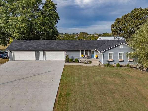 2.85 Acres of Land with Home for Sale in Bonner Springs, Kansas