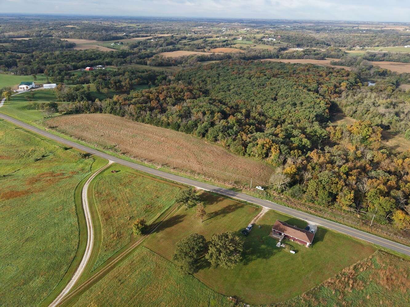 30 Acres of Recreational & Residential Land for Sale in Bethany, Missouri