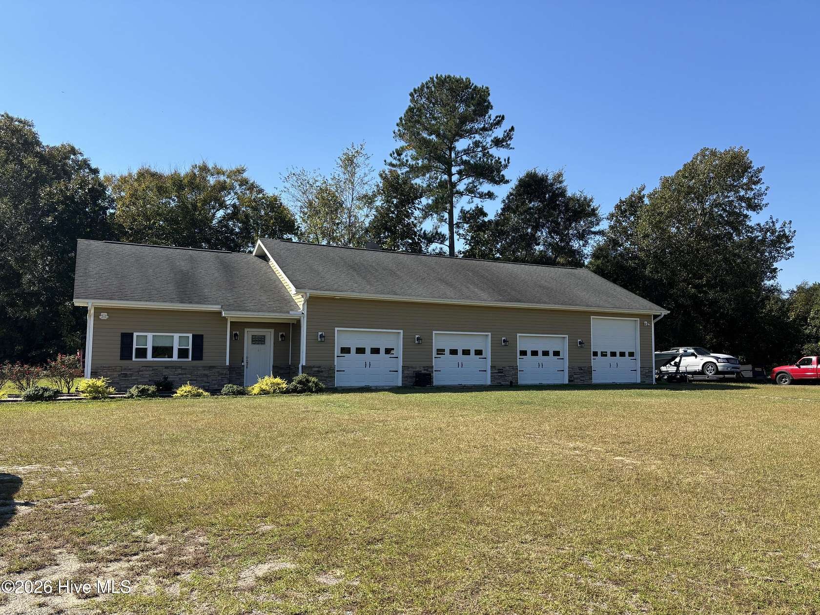 17.4 Acres of Land with Home for Sale in Trenton, North Carolina