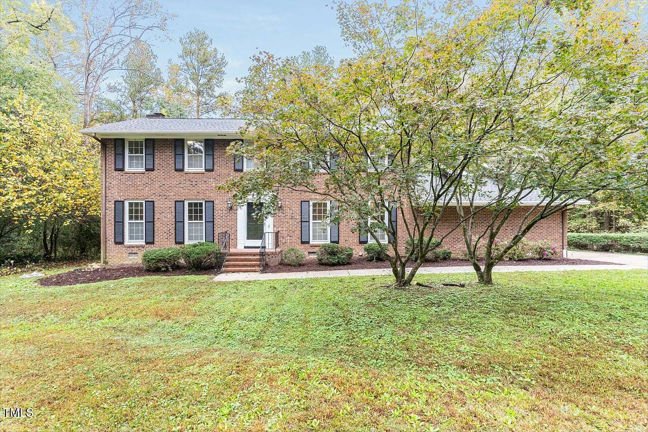 4.5 Acres of Land with Home for Lease in Cary, North Carolina