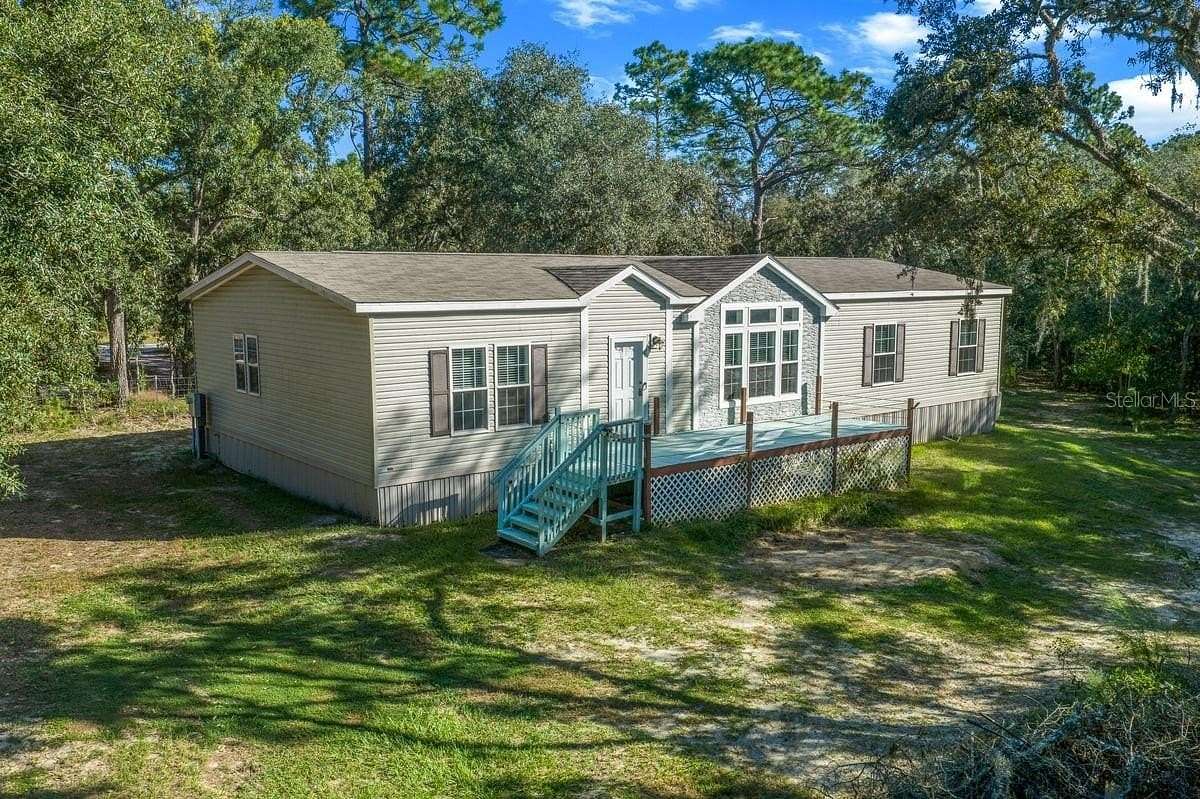 1.59 Acres of Land with Home for Sale in Homosassa, Florida