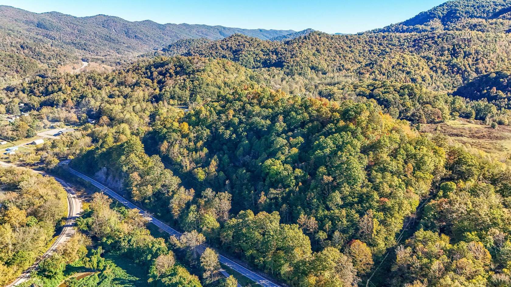56.7 Acres of Recreational & Residential Land for Sale in Blackmont, Kentucky
