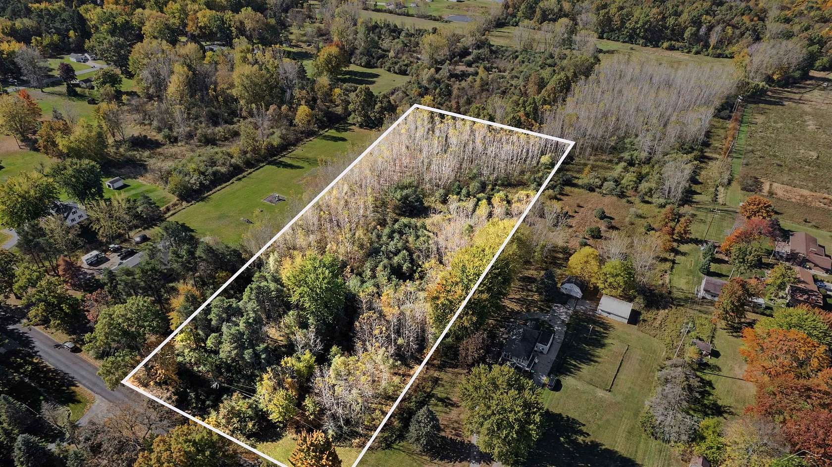2.52 Acres of Residential Land for Sale in Saginaw, Michigan