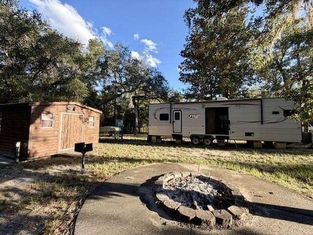 1 Acre of Land for Sale in Bell, Florida