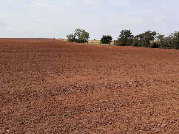 160 Acres of Land for Auction in Waukomis, Oklahoma
