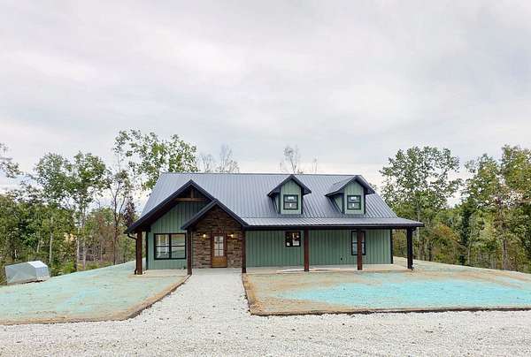 7.3 Acres of Land with Home for Sale in Centerville, Tennessee