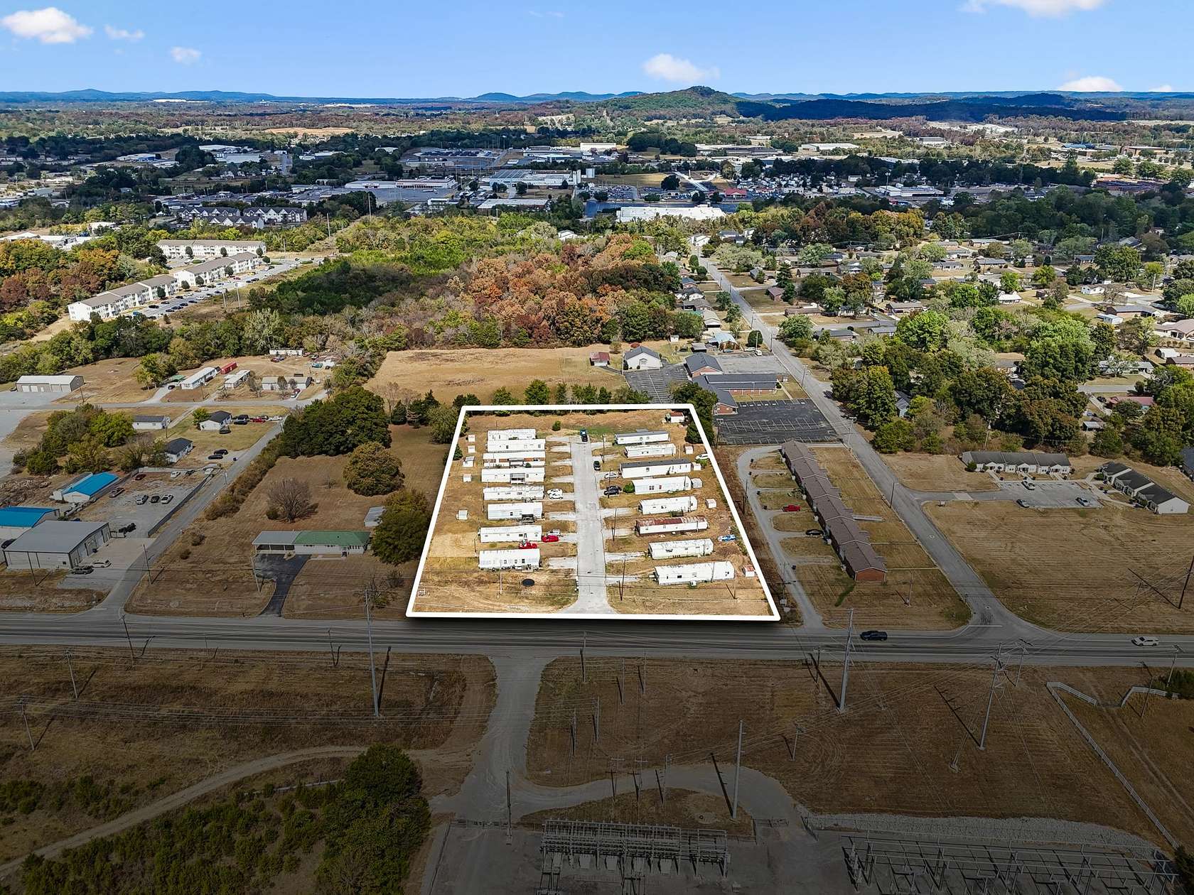 3.1 Acres of Improved Commercial Land for Sale in Shelbyville, Tennessee