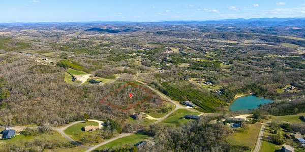 1 Acre of Residential Land for Sale in Lewisburg, Tennessee