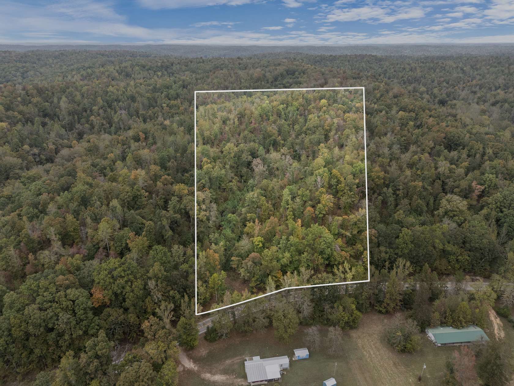 30 Acres of Recreational & Residential Land for Sale in Linden, Tennessee