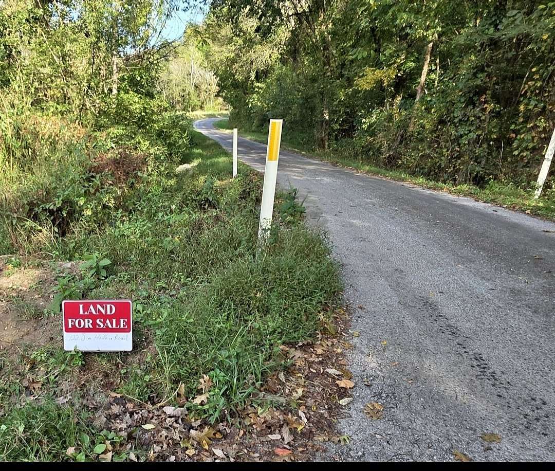 5.7 Acres of Agricultural Land for Sale in Woodbury, Tennessee
