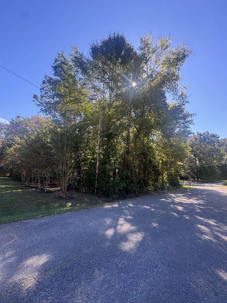 0.43 Acres of Residential Land for Sale in Winchester, Tennessee