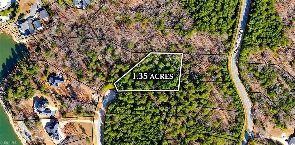 1.35 Acres of Residential Land for Sale in New London, North Carolina