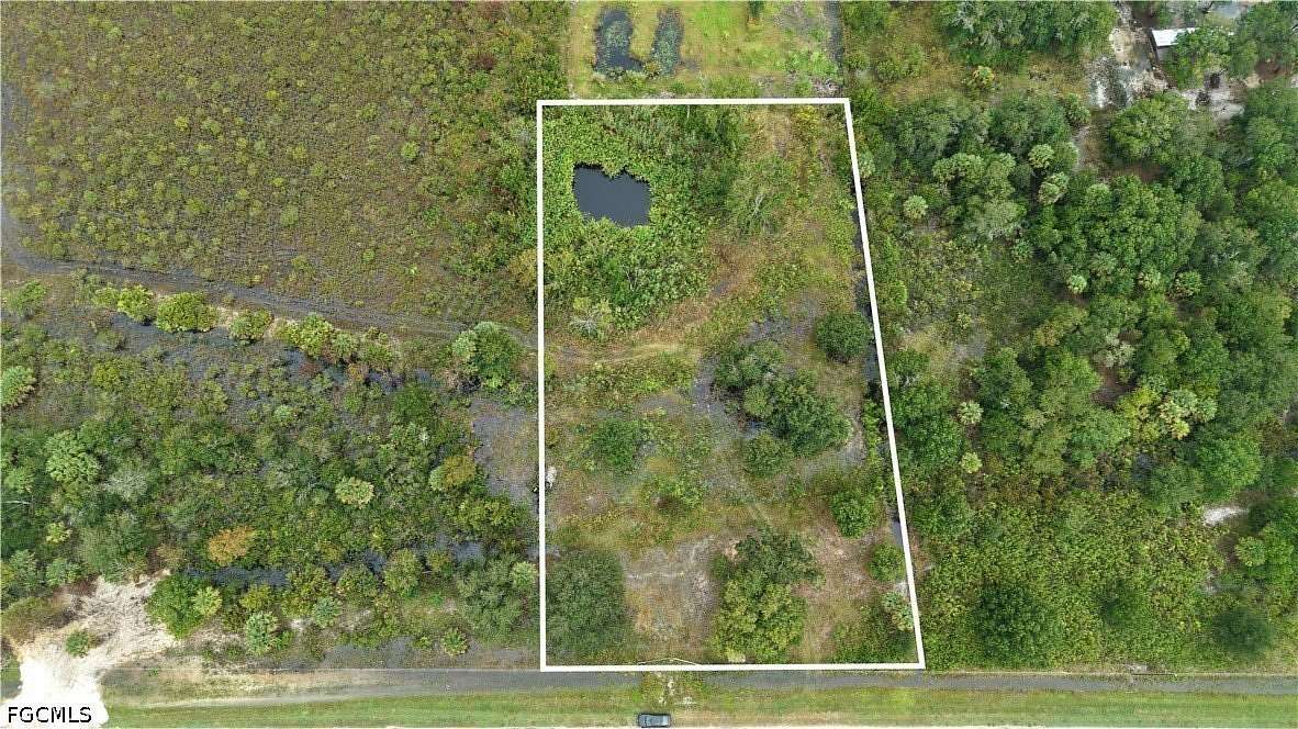1.25 Acres of Land for Sale in Okeechobee, Florida
