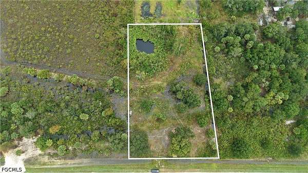 1.25 Acres of Land for Sale in Okeechobee, Florida