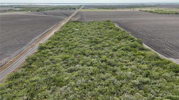 5 Acres of Residential Land for Sale in Bayside, Texas