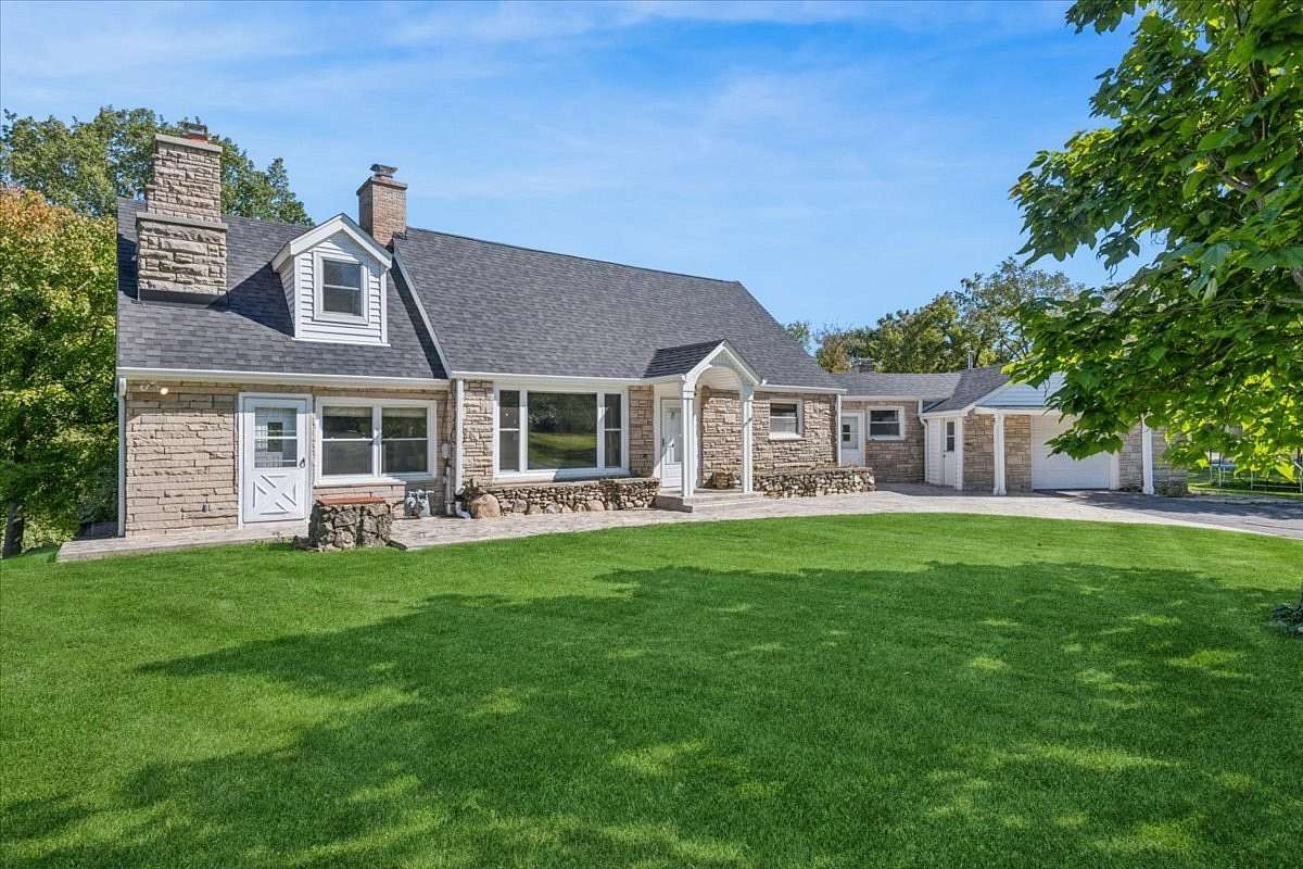 3 Acres of Land with Home for Sale in Cary, Illinois