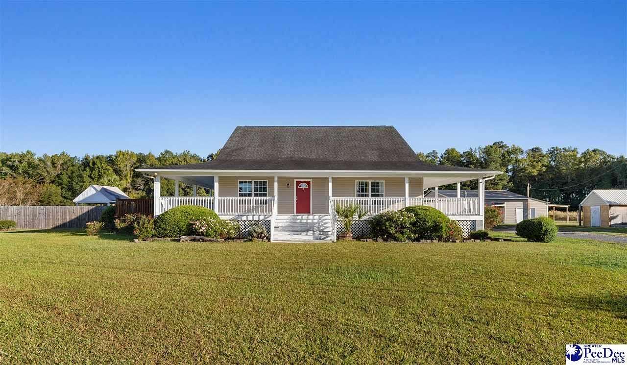 37.9 Acres of Land with Home for Sale in Pamplico, South Carolina
