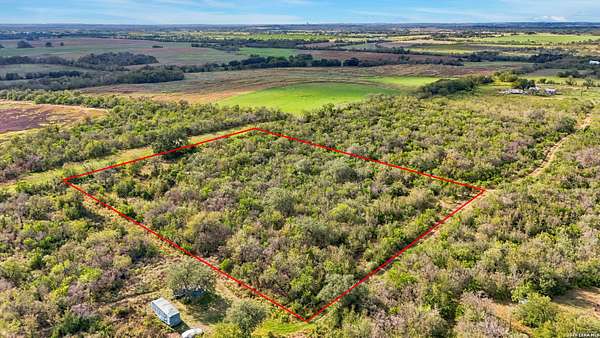 3.42 Acres of Residential Land for Sale in St. Hedwig, Texas
