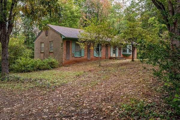 3 Acres of Land with Home for Sale in Charlottesville, Virginia