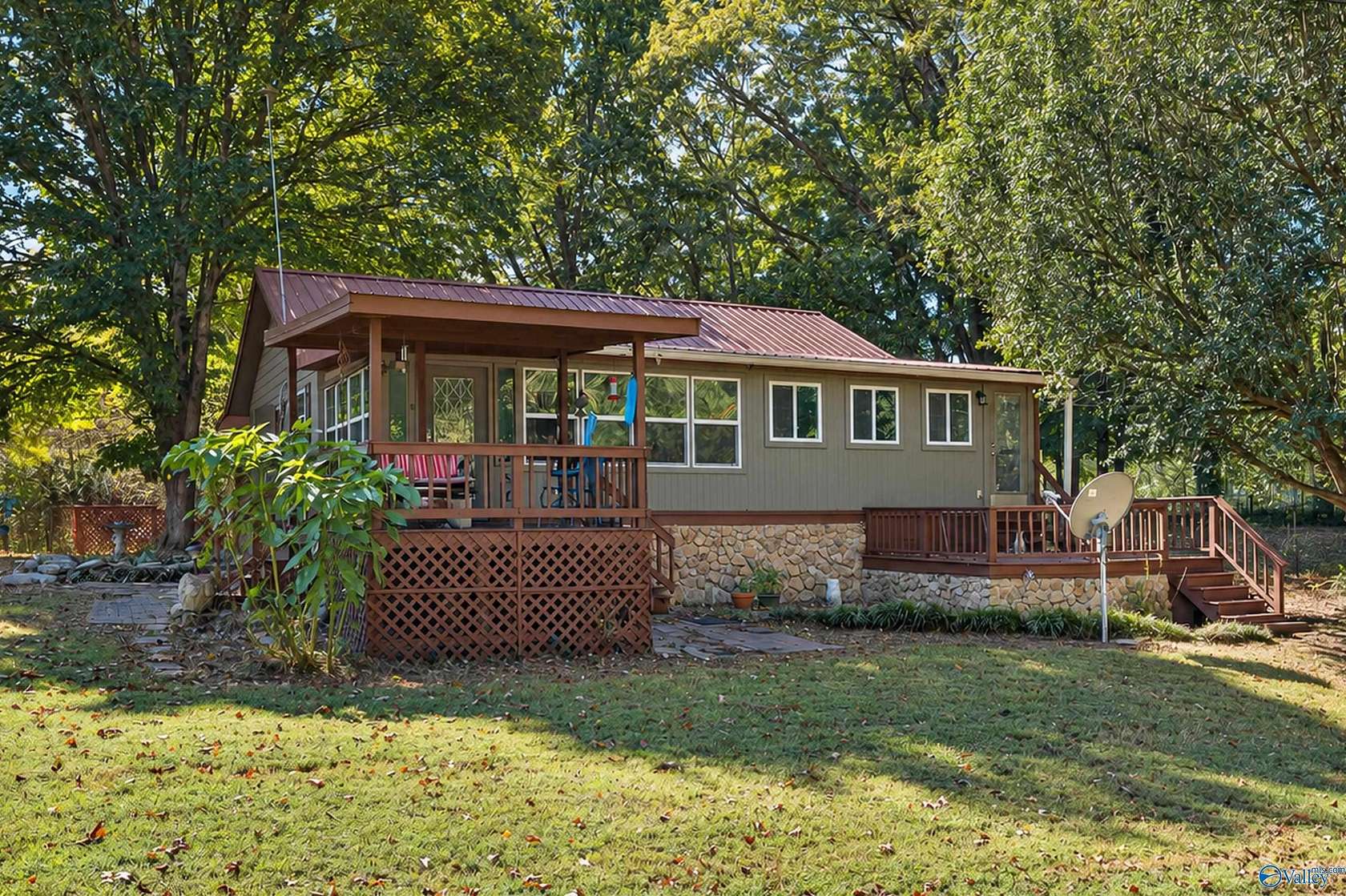 8.7 Acres of Land with Home for Sale in Prospect, Tennessee