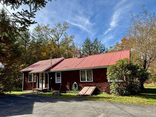 4 Acres of Land with Home for Sale in Livingston Manor, New York